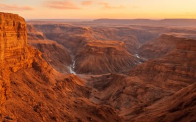 fish river canyon description: A dramatic desert gorge of Namibia’s wild beauty.